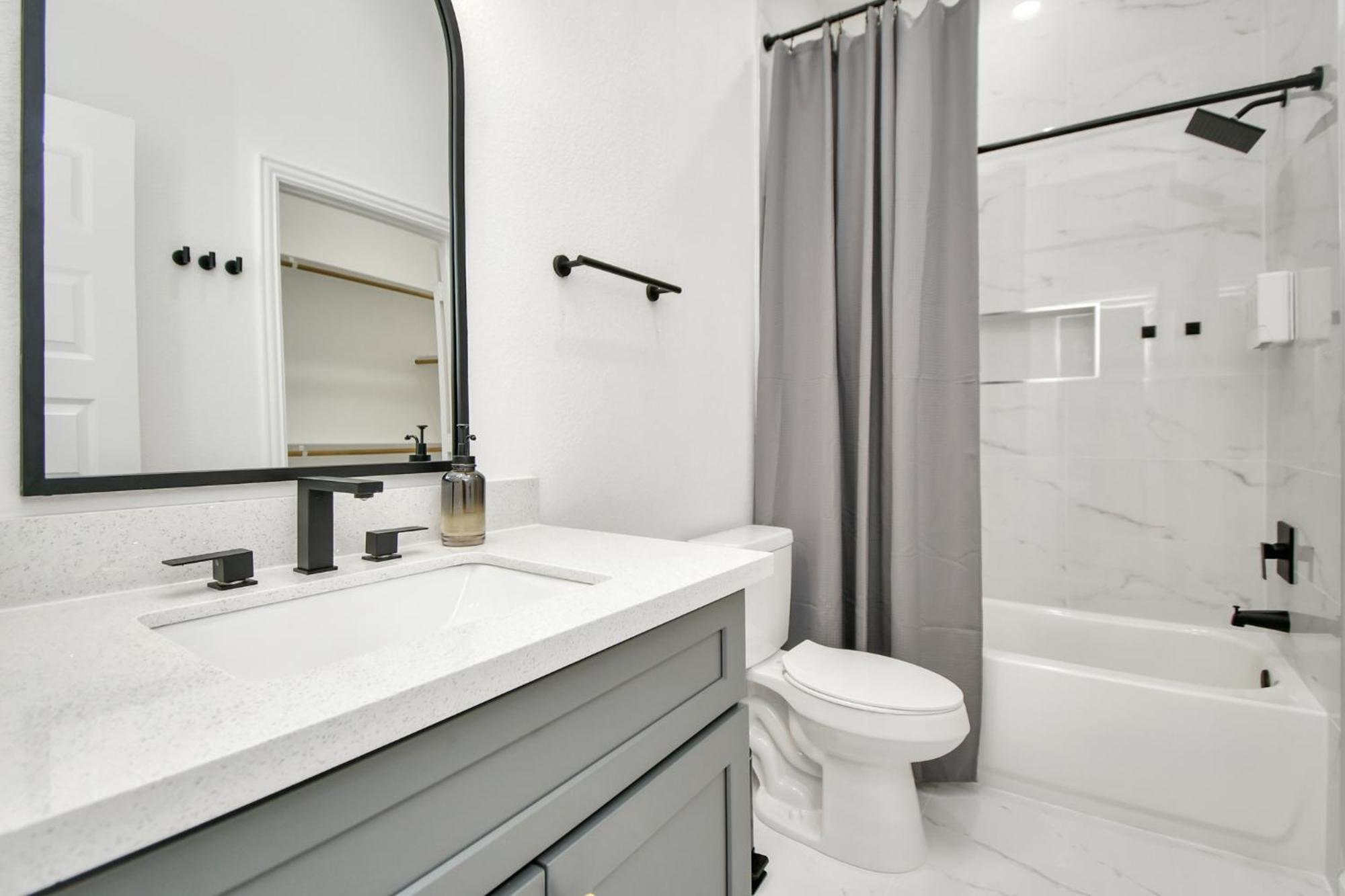 Luxe 3Br/2Ba Near Downtown•Sleeps 9• Netflix•Wi-Fi Villa Houston Buitenkant foto